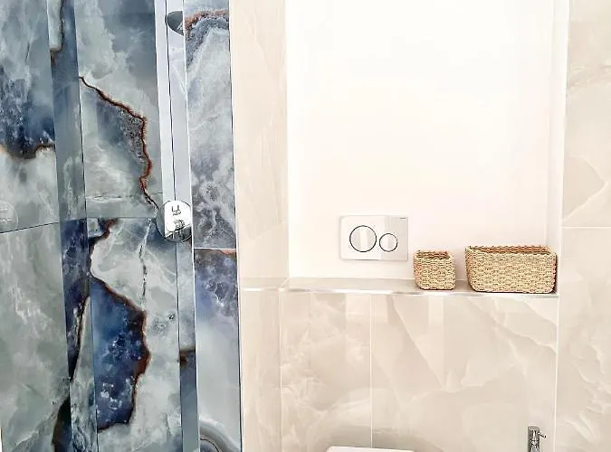 Finella Charming 4* Bari